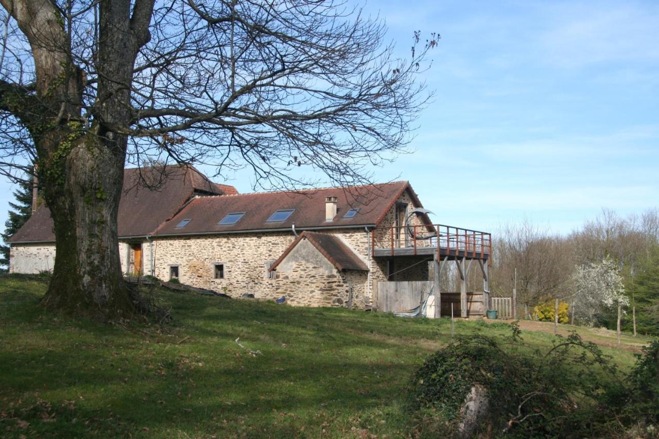 Gite Fleurs D'Esse Hotel Saint-Paul-la-Roche Bagian luar foto